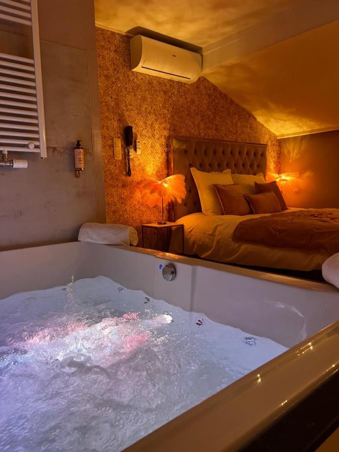 Hotel Mademoiselle Liege Bagian luar foto