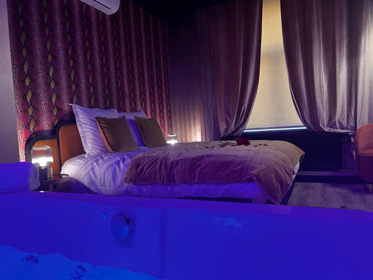 Hotel Mademoiselle Liege Bagian luar foto